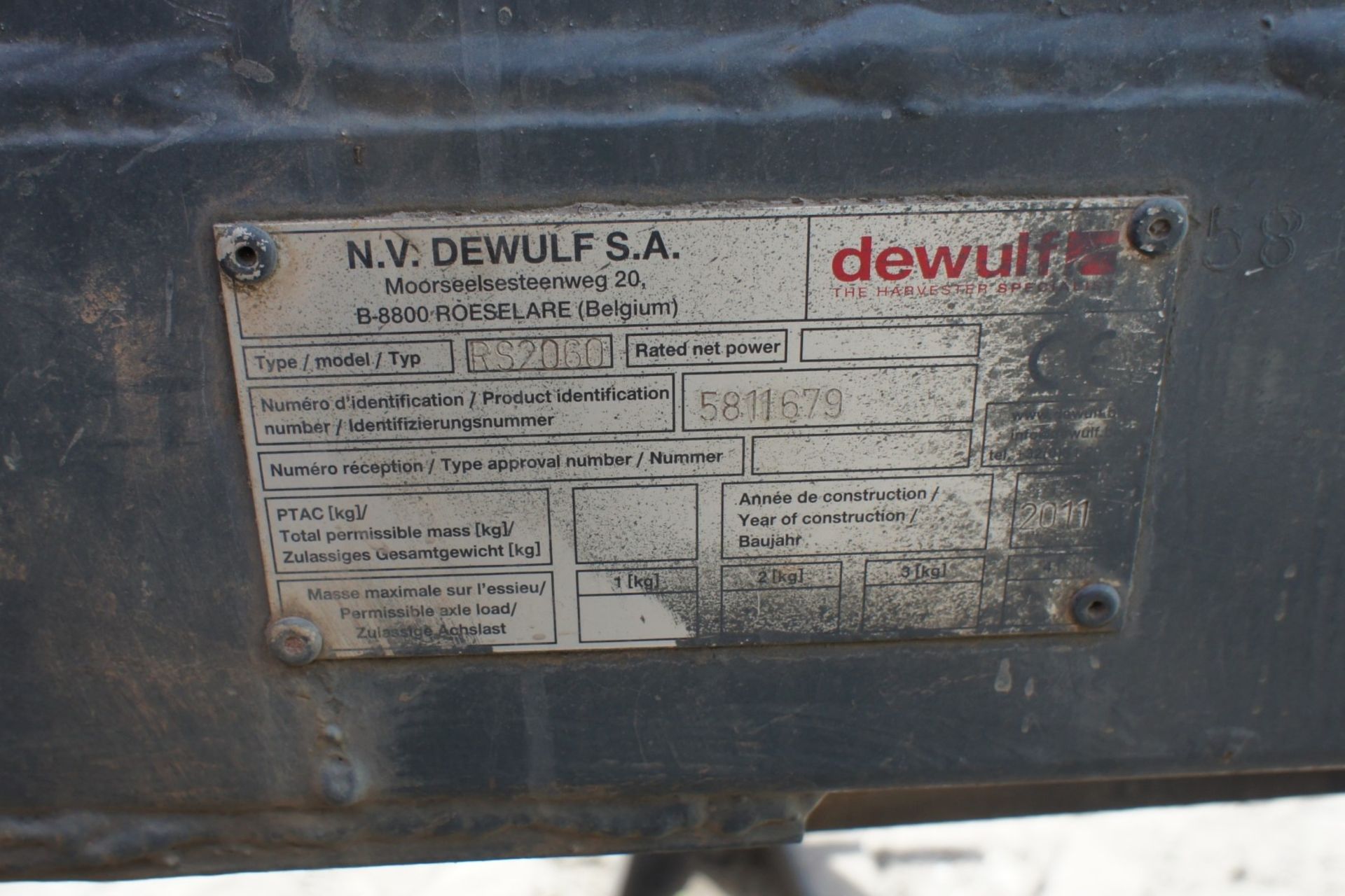 Dewulf RS2060 Trailed 2-Row Sieving Harvester, Serial Number 5811679, Year 2011 - Image 9 of 10