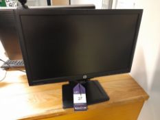 HP Compaq LA2206xc monitor, and Dell U2312HMt monitor