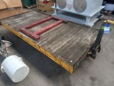 4 wheel flat trailer to suit small tractor/ forklift