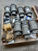 Mantsinen bottom rollers & pumps