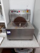 Keychoc MM15 chocolate moulding machine, 240v (Please note that this lot is located on the first