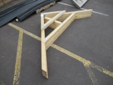 9 x Roof Trusses. (7 x 2640mm wide, 2 x 1200mm wide). Please note there is a £5 + VAT Lift Out Fee