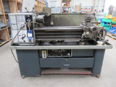 A Colchester Bantam 1600 metalworking lathe (tooling/gears as per photos)