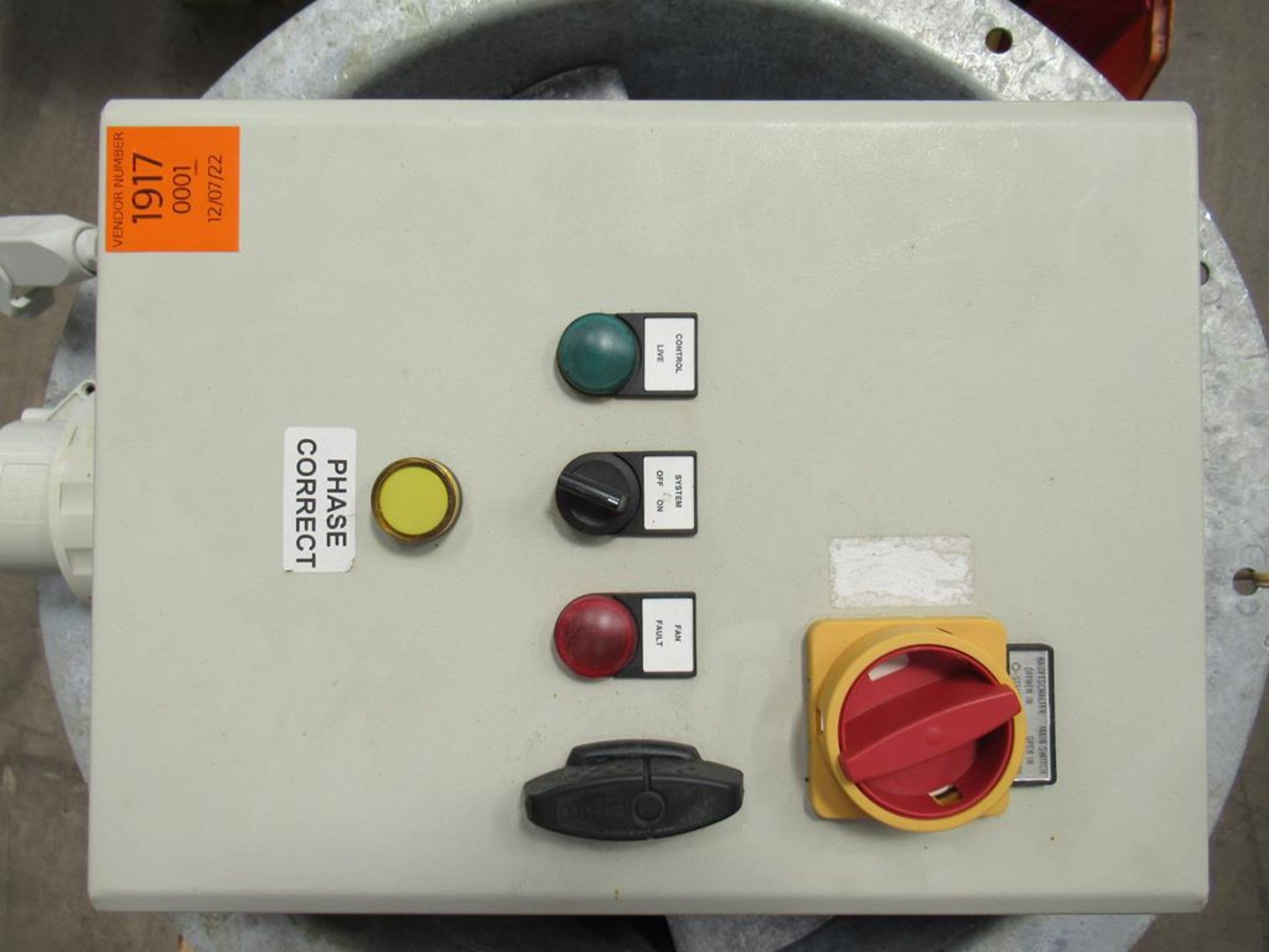 A woods ventilator and control panel - Image 3 of 5
