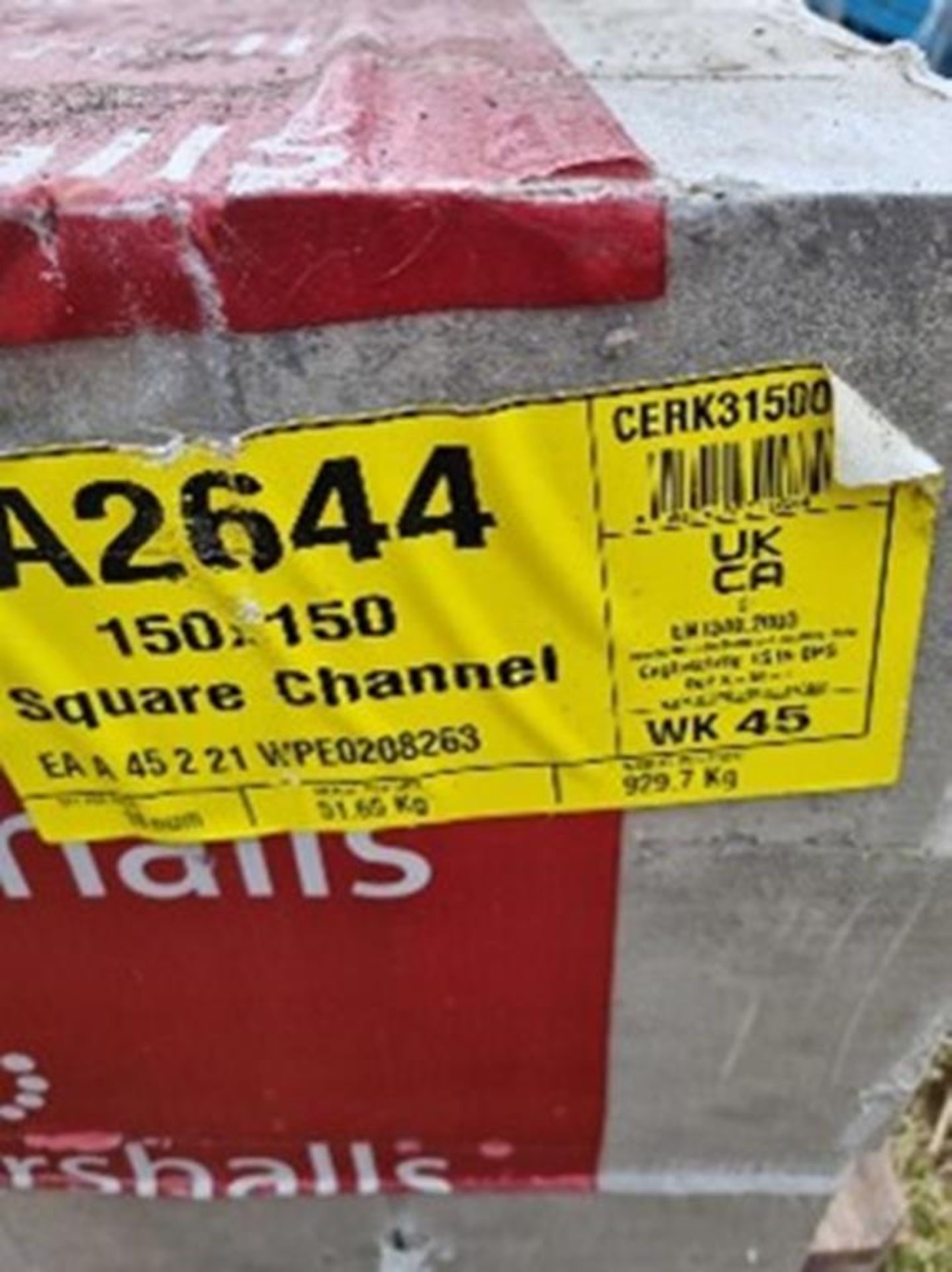Marshalls British Standard Concrete Square Channel 150mm x 150mm x 914mm. Pack of 18. Please note th - Image 2 of 2