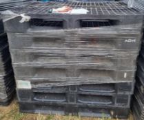 7no. Black Open Deck Plastic Pallets – 1200 x 1000 x 150mm. Please note this lot is located in Hemsw