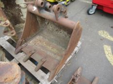An Excavator Bucket. Width 600mm Pin Width 35mm. Please note there is a £10 + VAT Lift Out Fee on t