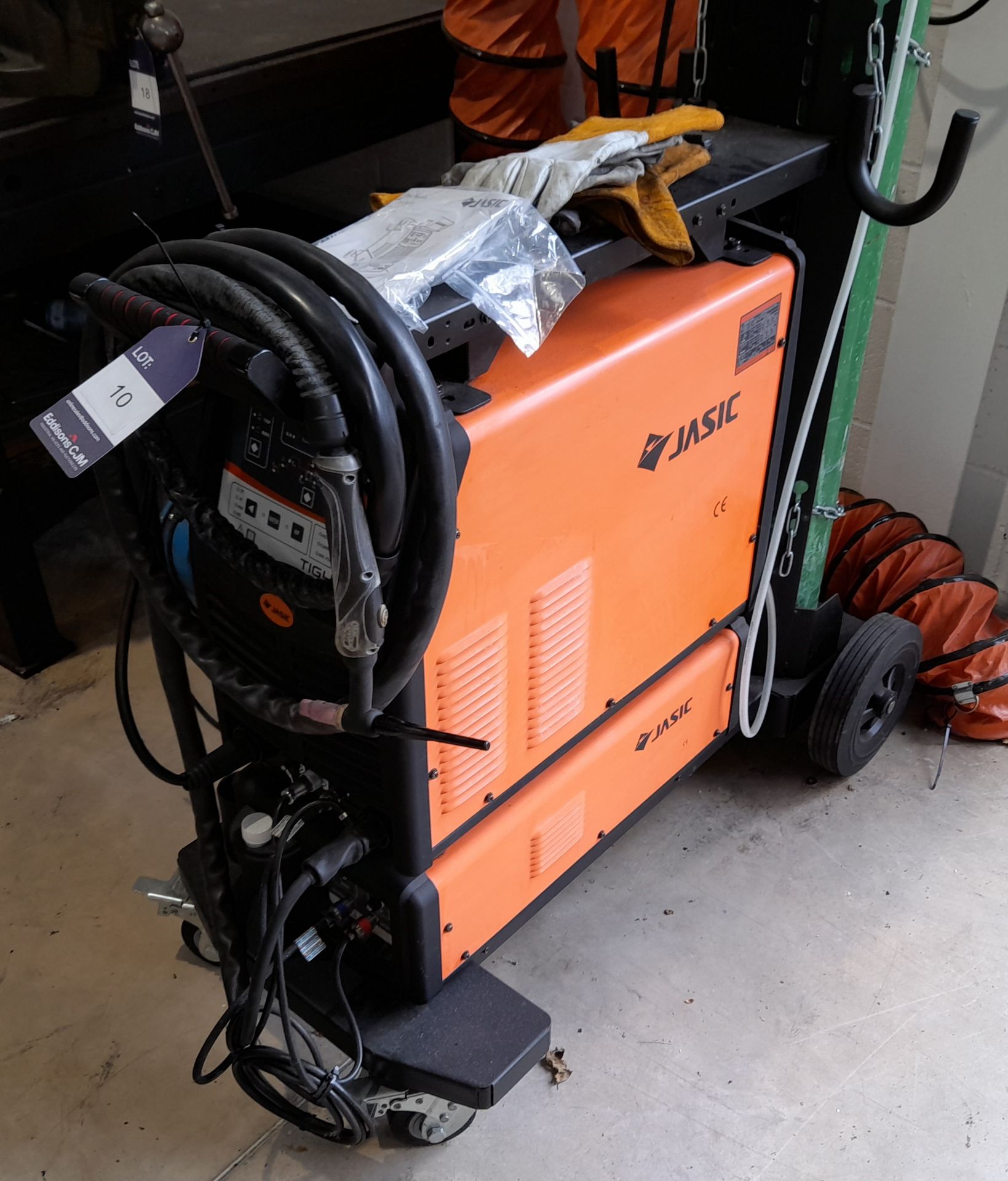 Jasic Tig400P Tig Welder, serial number EN 60974-1, gas bottle not included