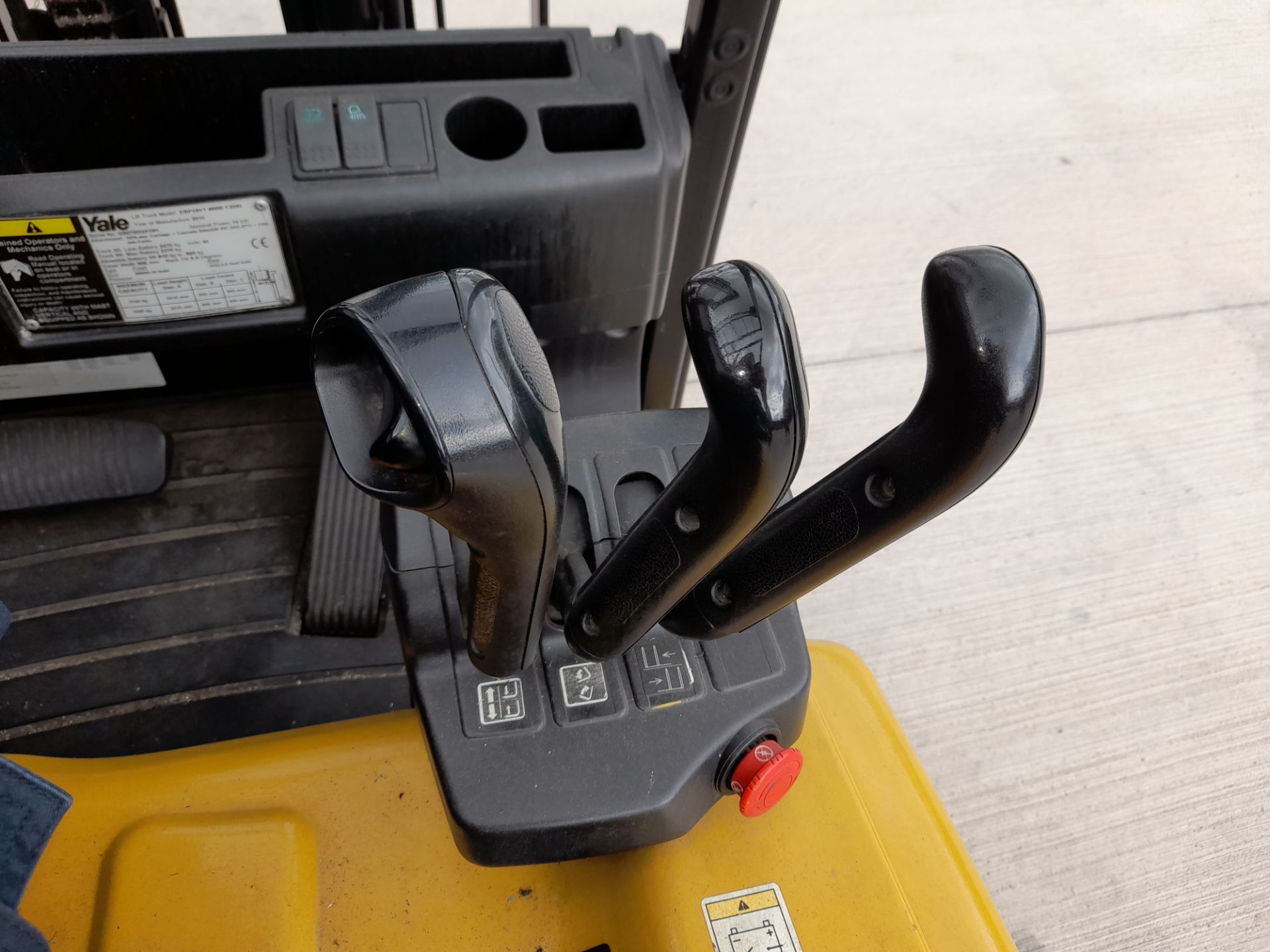 Yale ERP18VT MWBF2080 1.8tonne capacity Electric Forklift Truck, serial number G807B02410H (2010), - Image 15 of 17