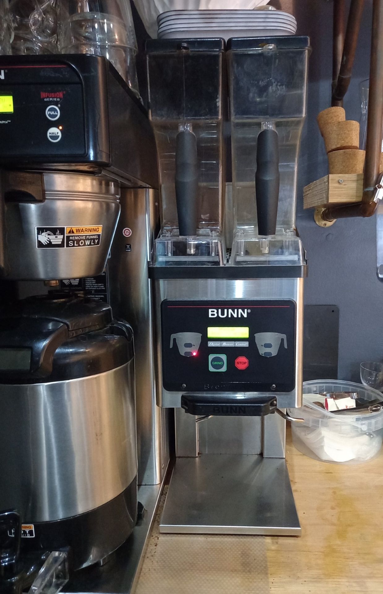 Bunn ICBA Coffee Brewer with Bunn MHGA IP x 1 Coffee Grinder 240v - Image 2 of 7