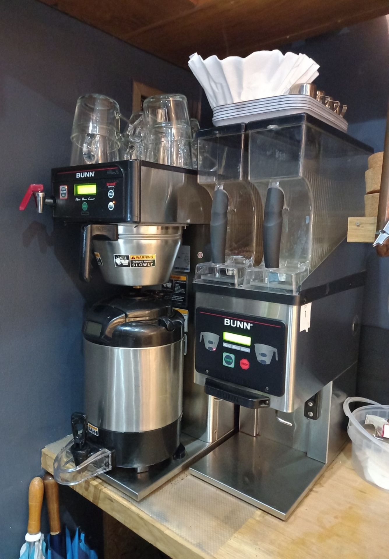 Bunn ICBA Coffee Brewer with Bunn MHGA IP x 1 Coffee Grinder 240v