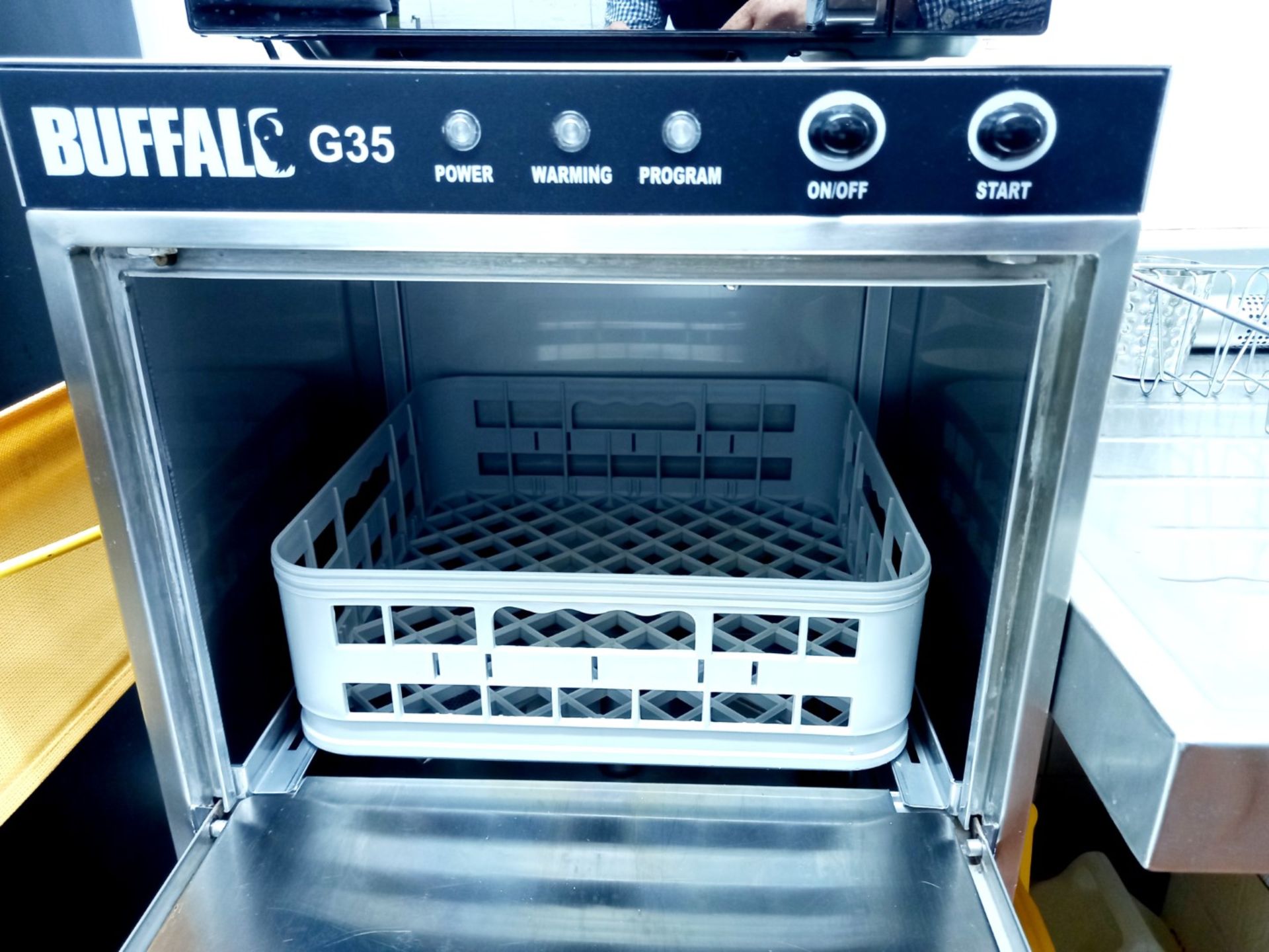 Buffalo G35 Glass Washer 240v - Image 3 of 5