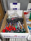 Assortment of Kuretake Zig Posterman Markers to box to include Green PMA-550, Red PMA-550, Silver