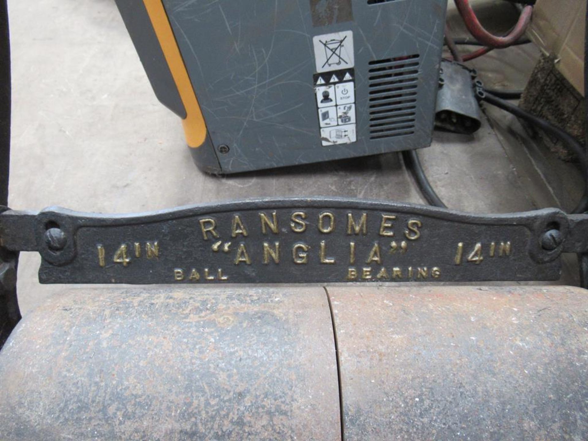 A Vintage Ransomes 'Anglia' 14" Roller Push Mower - Image 3 of 6