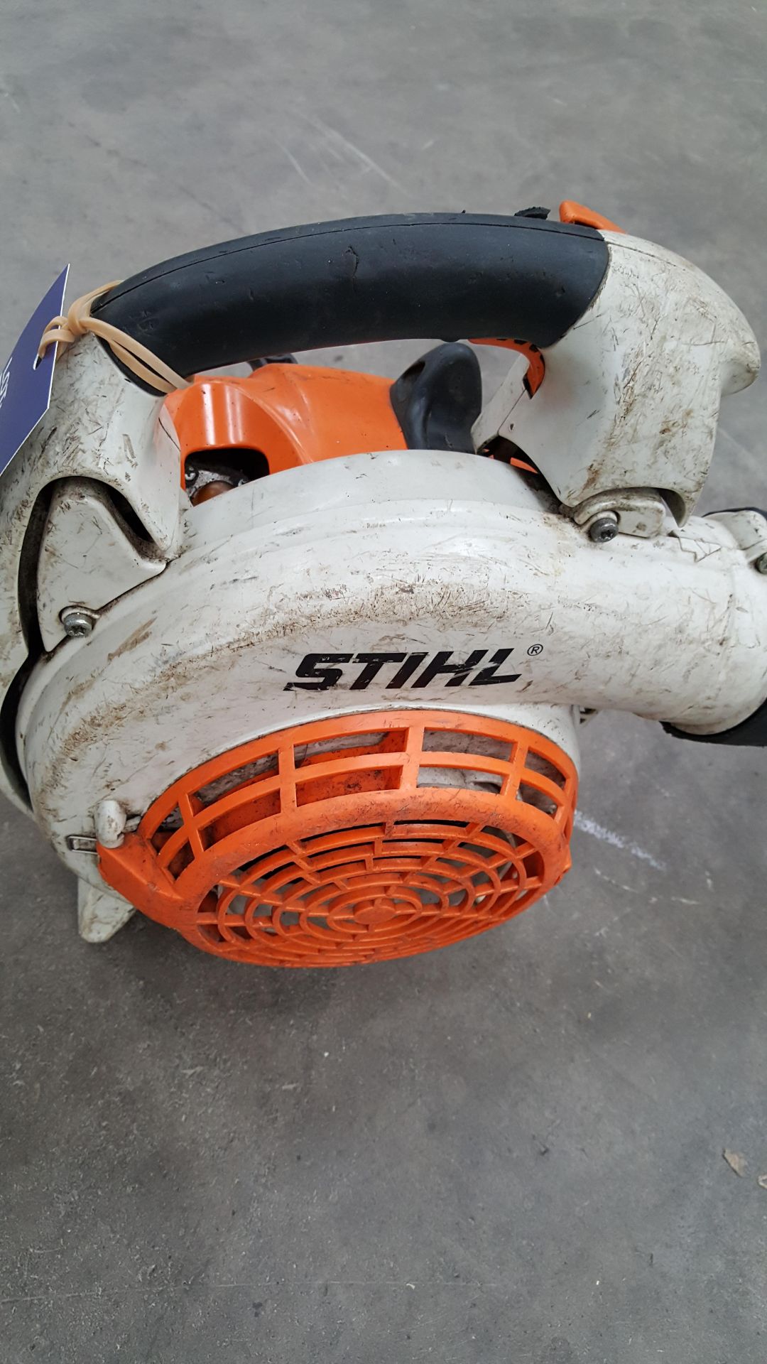 Stihl cordless leafblower - Image 5 of 6