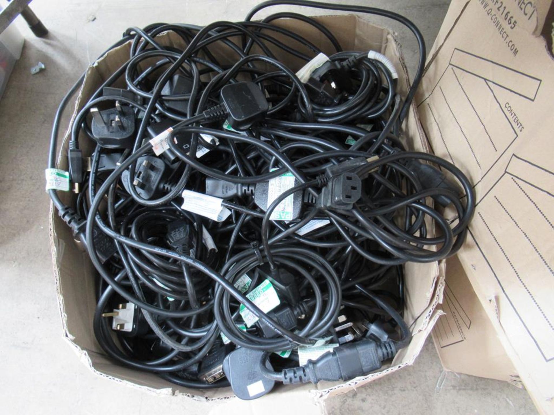 Large qty of various PC cables and couplats etc to 4 cardboard boxes - Image 3 of 3