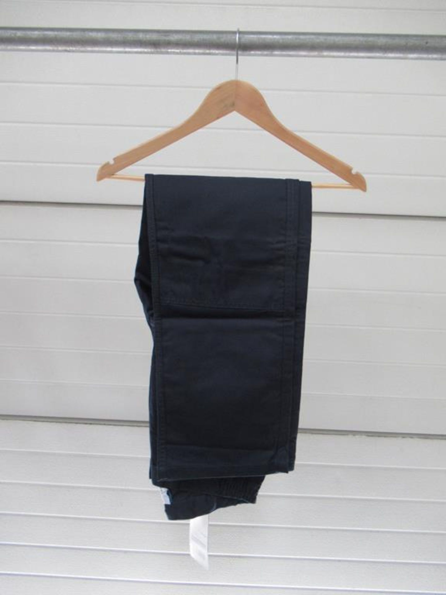 Work Trousers in Navy - 31" Leg. - Image 3 of 3