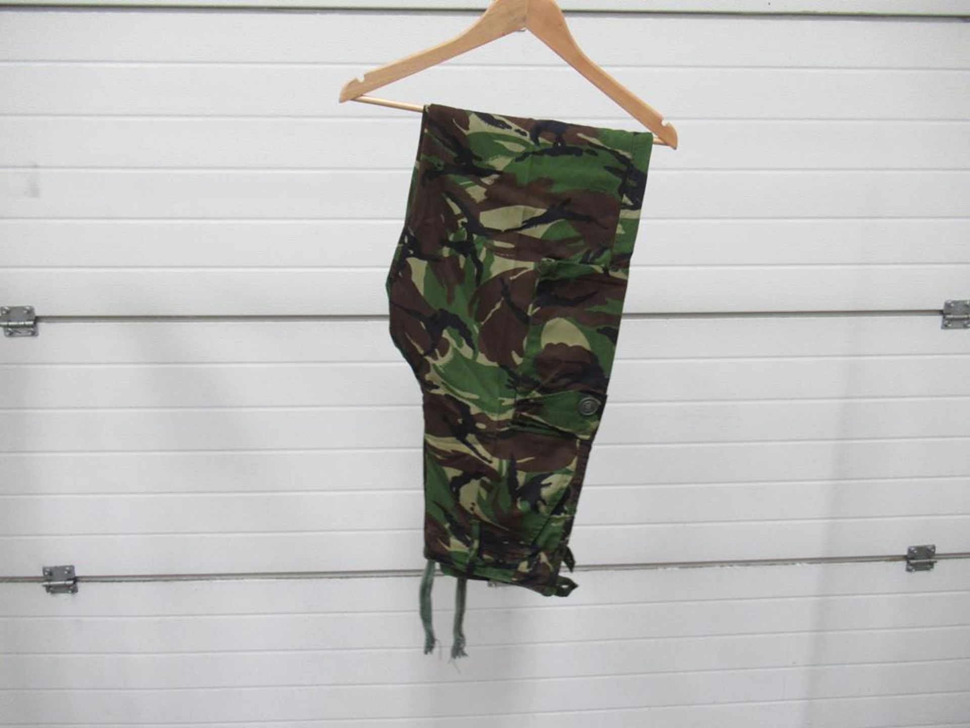 Ex-British Army Surplus Clothing - Bild 3 aus 6