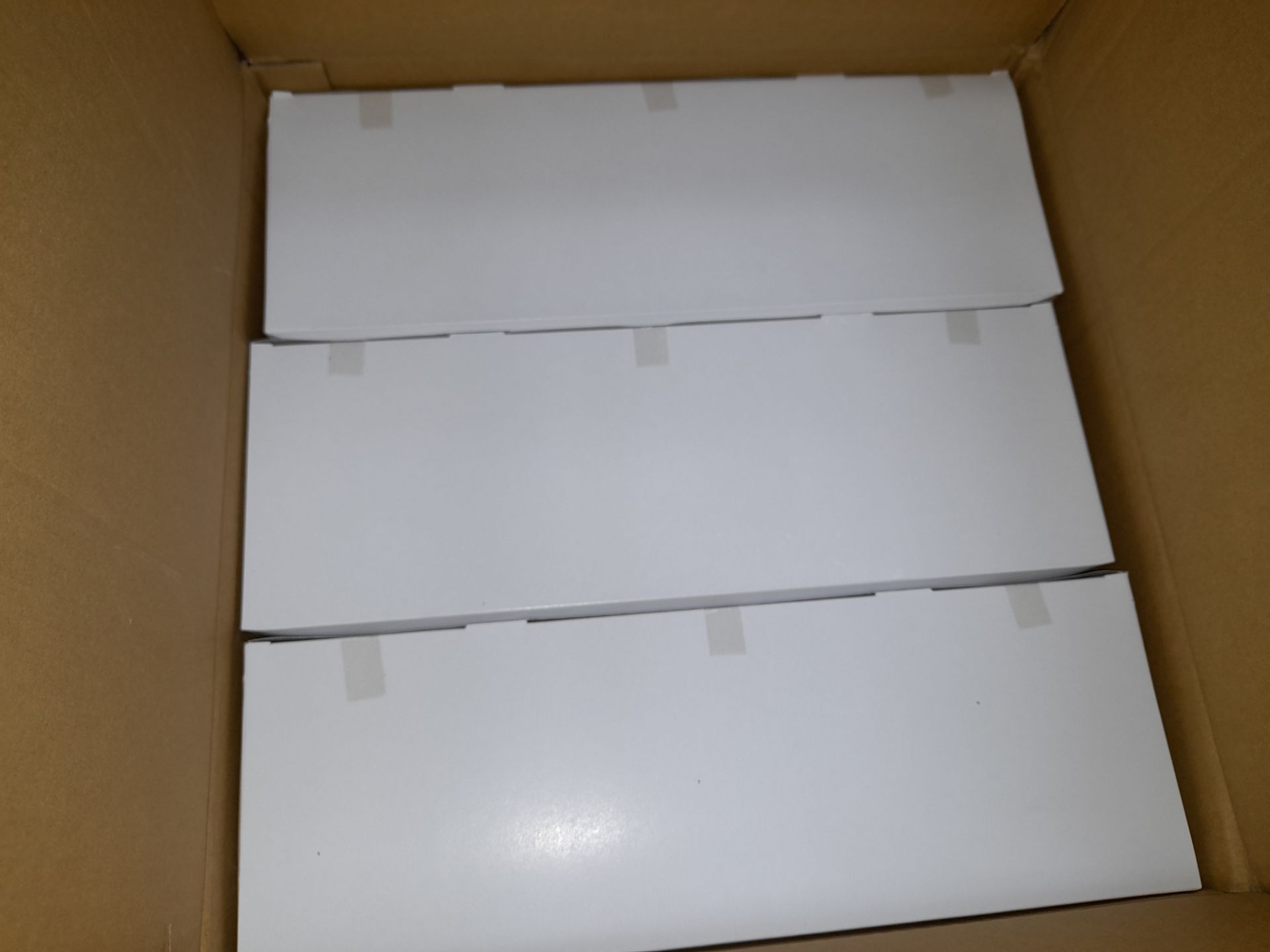 1 x Box of Kuretake Zig Posterman White PMA-30 Mar - Image 2 of 6