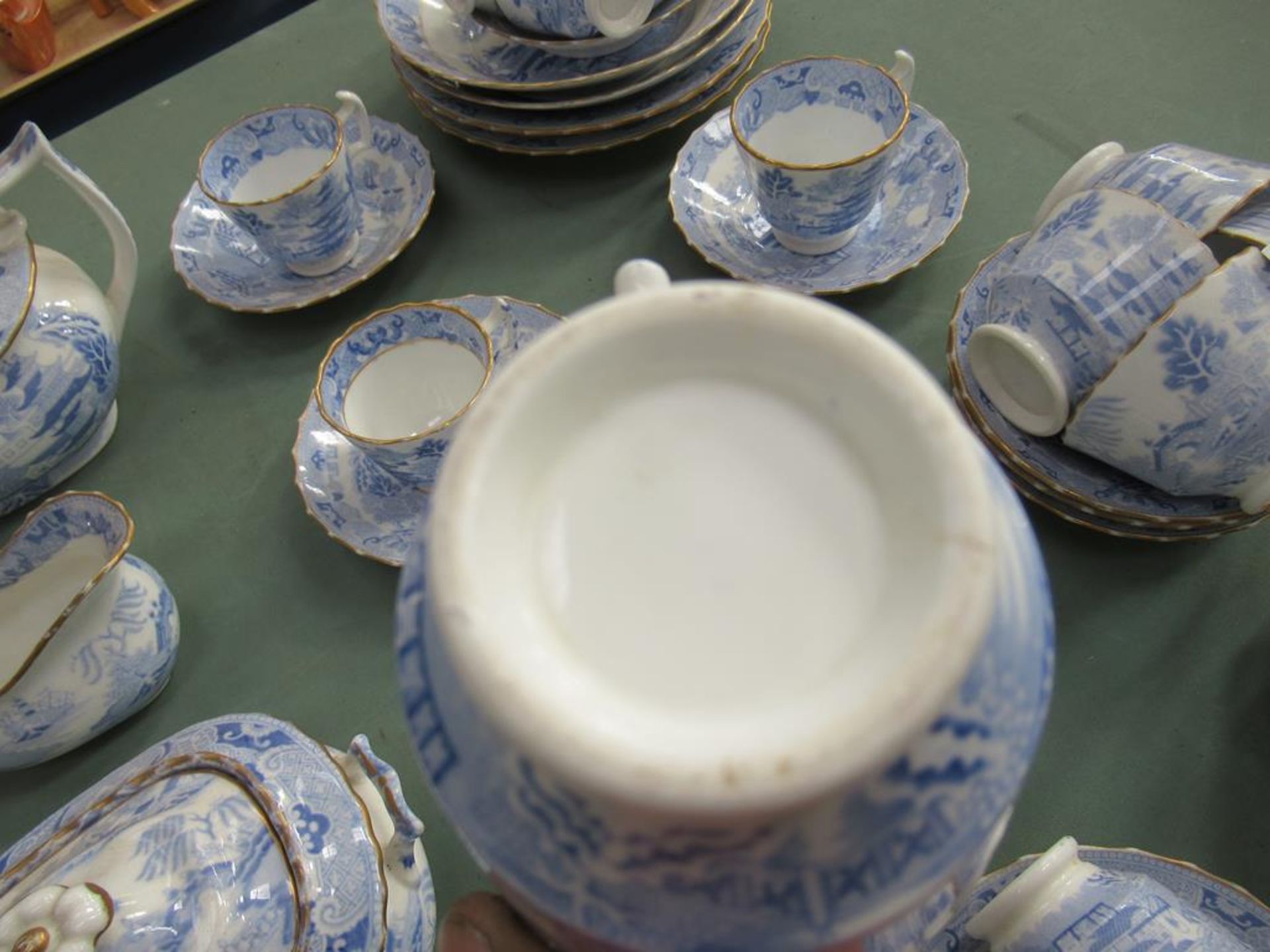 An Oriental Themed Blue & White Tea Service with Gold-Painted edging. - Image 4 of 4