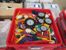 Qty of KNEX to 10 plastic containers