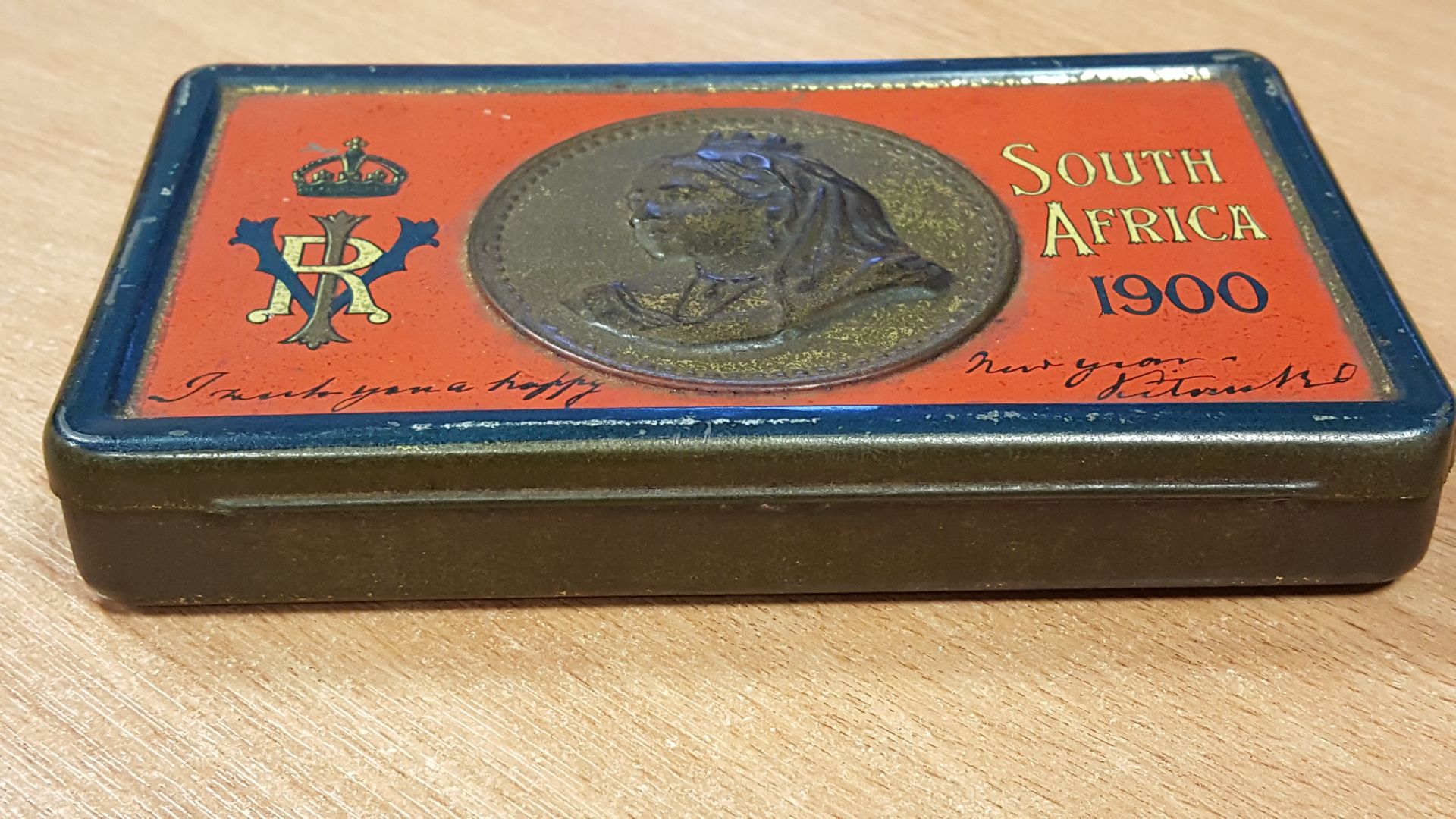 A Tin of Boer War Chocolate - South Africa 1900 - with Rowntree Branded Chocolate Inside - Image 8 of 12