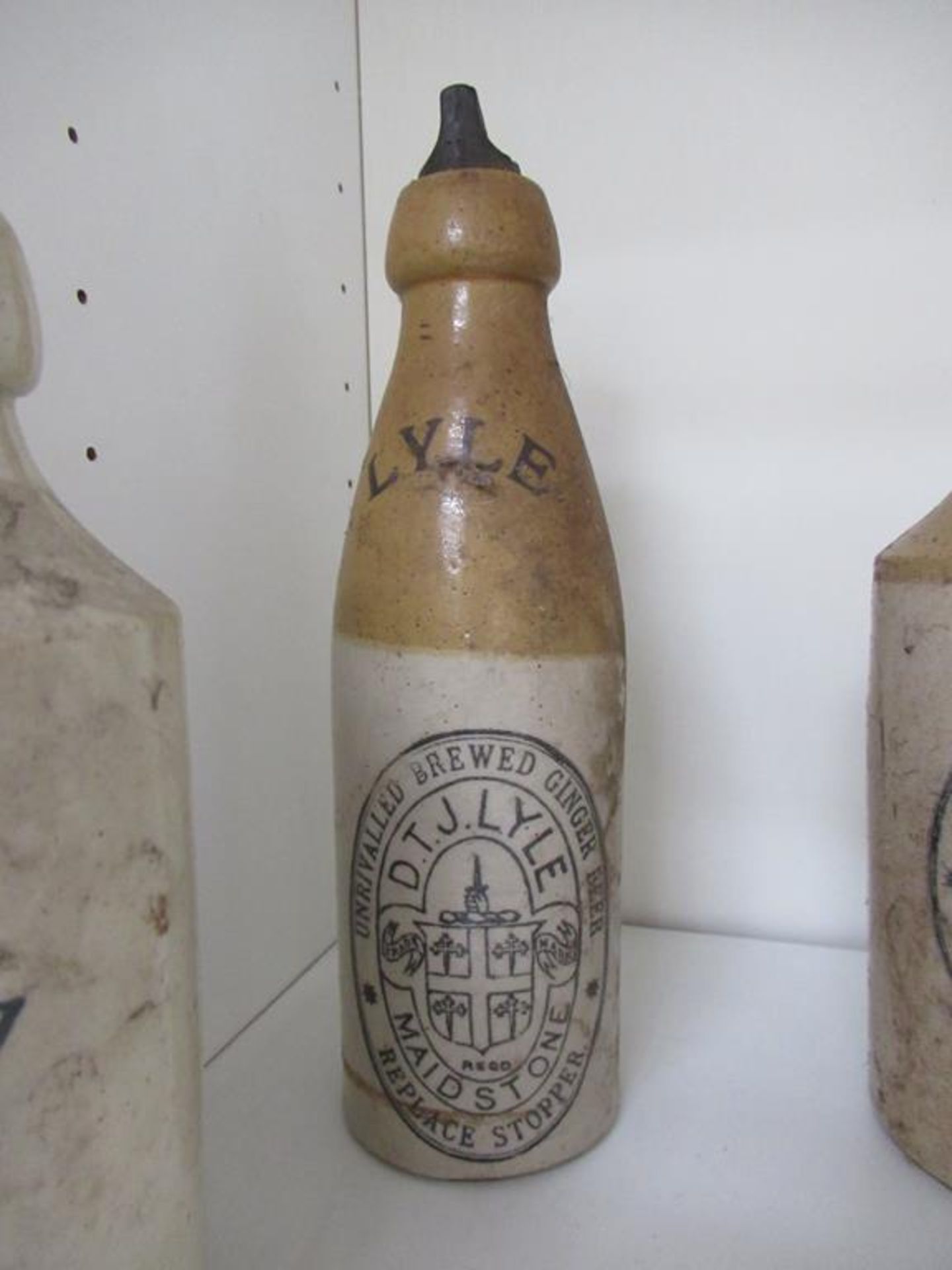 4x Stone Ginger Beer Bottles - W.Biscombe, Plymouth; W.Dove, Rochester; C.Butcher, Chatham; D.T.J Ly - Image 6 of 6