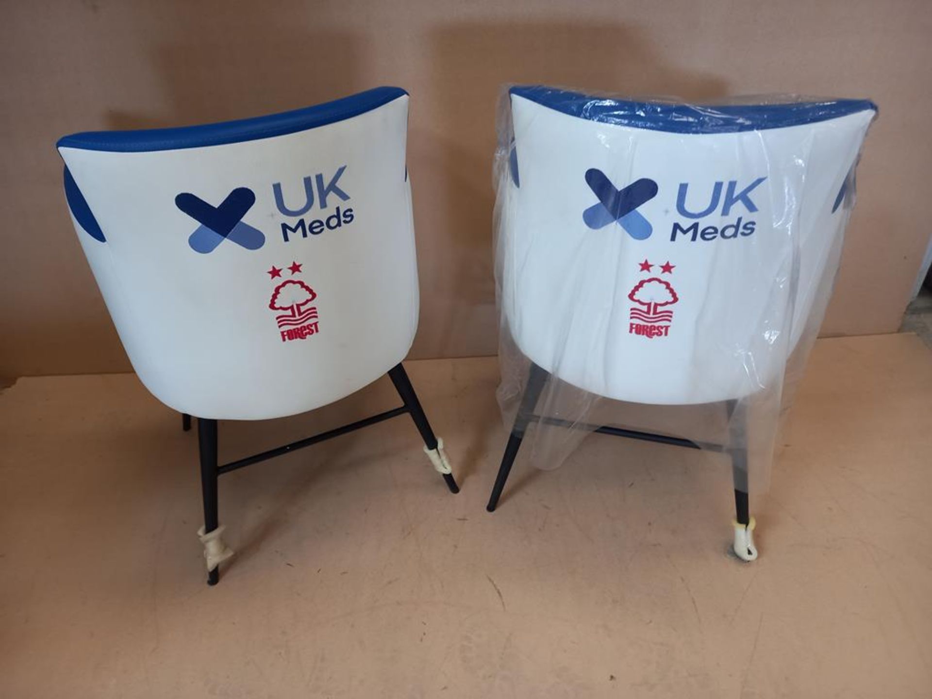 2 x Leather Armchairs in Blue & White, Adorned with a Nottingham Forest Logo to the rear. - Image 2 of 2
