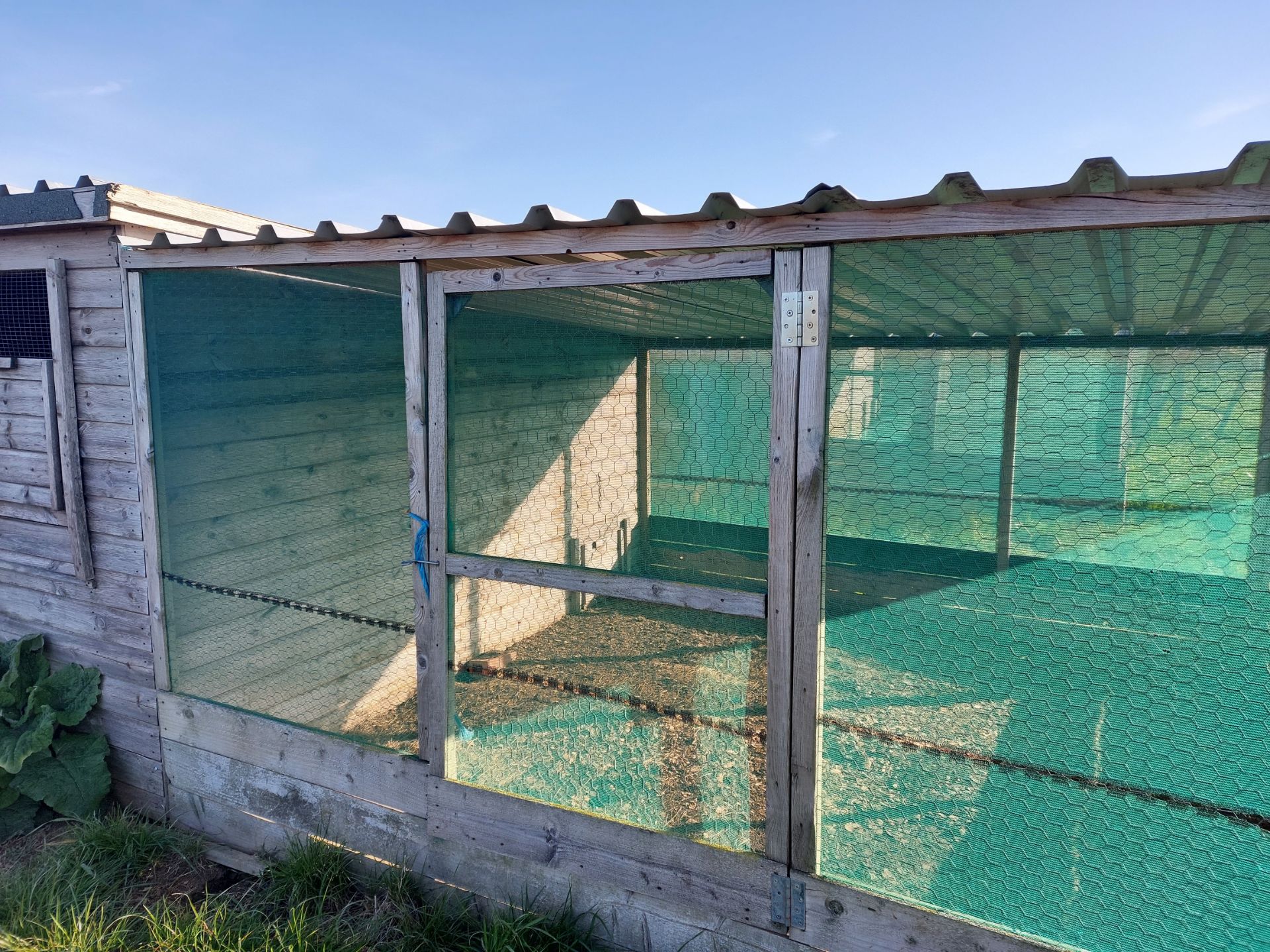 10” x 10” Game rearing sheds with night shelters (Please note the photographs are for guidance