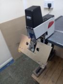 RAPID 106 ELECTRIC MANUAL STITCHER