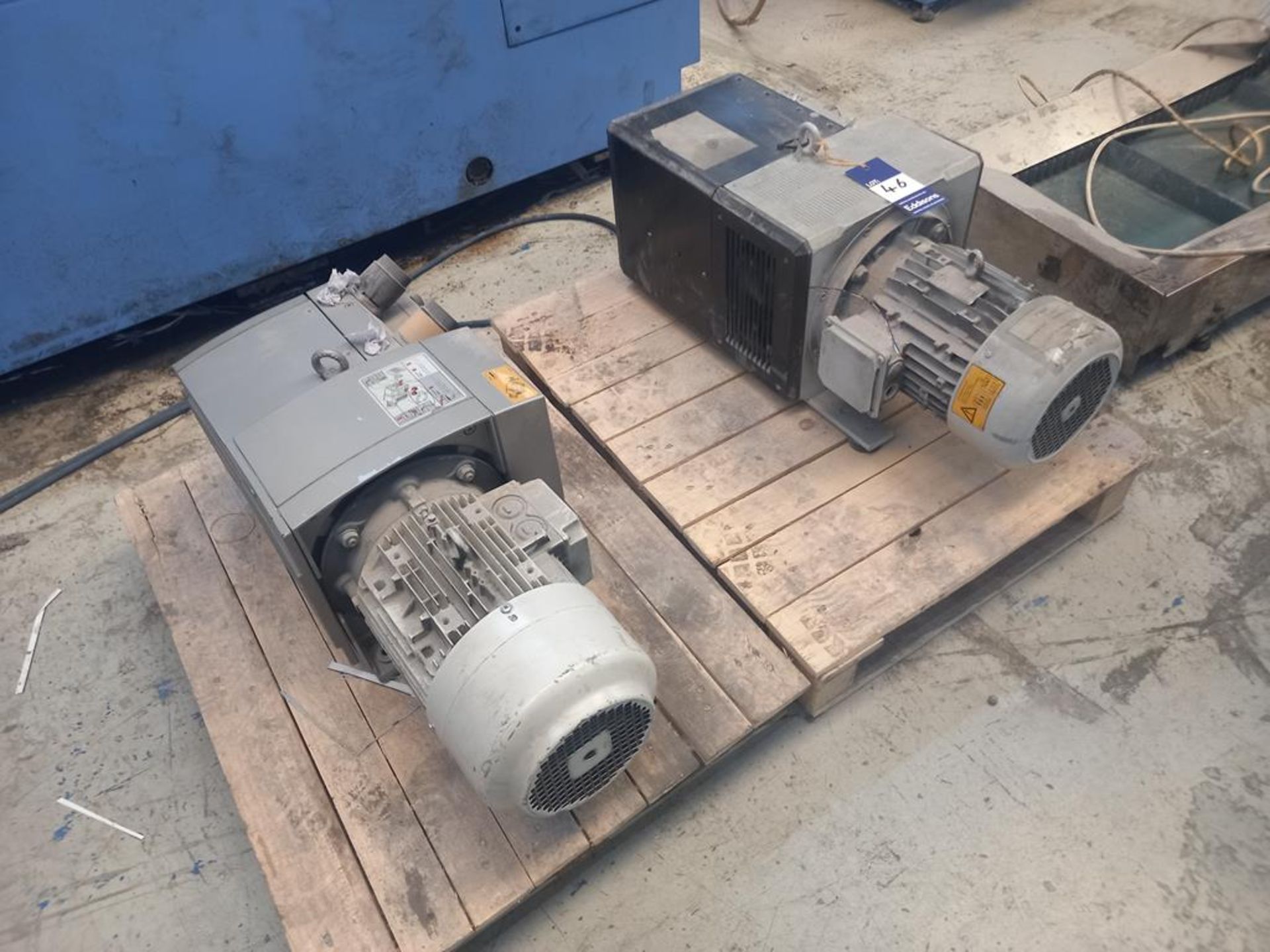 2 x VACUUM PUMPS