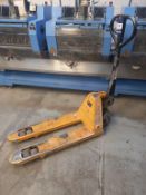 TOTAL LIFTER 2500Kg PEDESTRIAN PALLET TRUCK