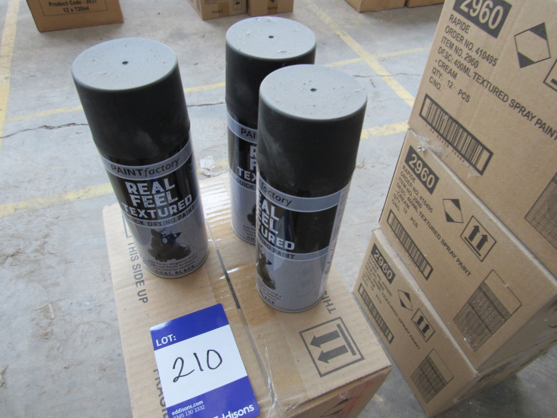 2 boxes textured spray paint black 400ml - Image 2 of 2