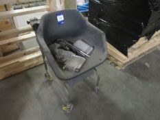 Mobile weighing chair