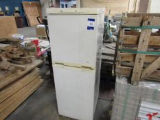 LEC fridge/freezer