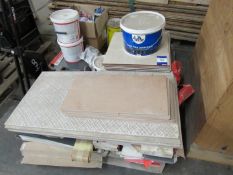 Quantity various tiles to pallet