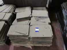 Quantity roof slates to pallet