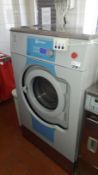 Electrolux W5105H 11KG Industrial Washing Machine (2007) S/N 00522/0497721 with Trichem triple