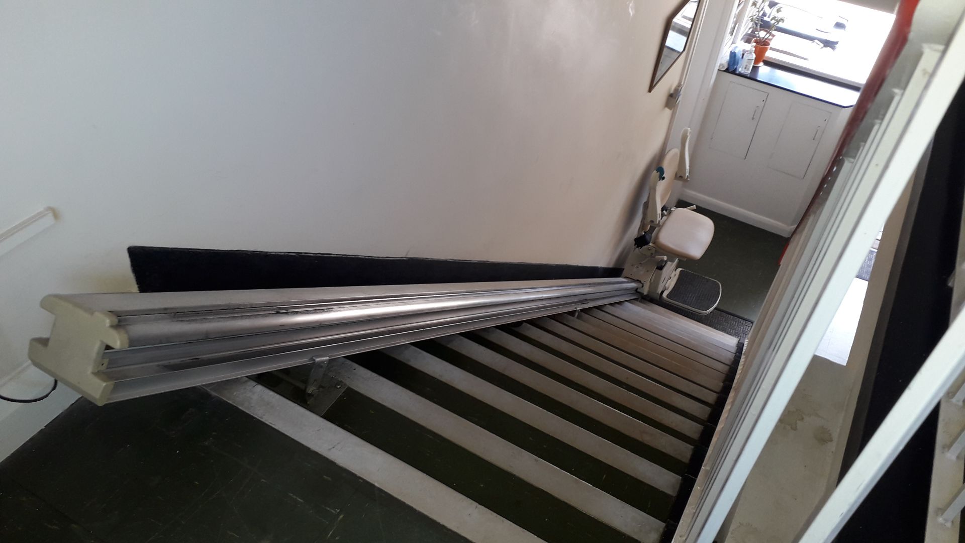 Minivator Stairlift with Rails for 14 tread straight Stairway (Fitted - Requires Disconnection By - Image 5 of 5