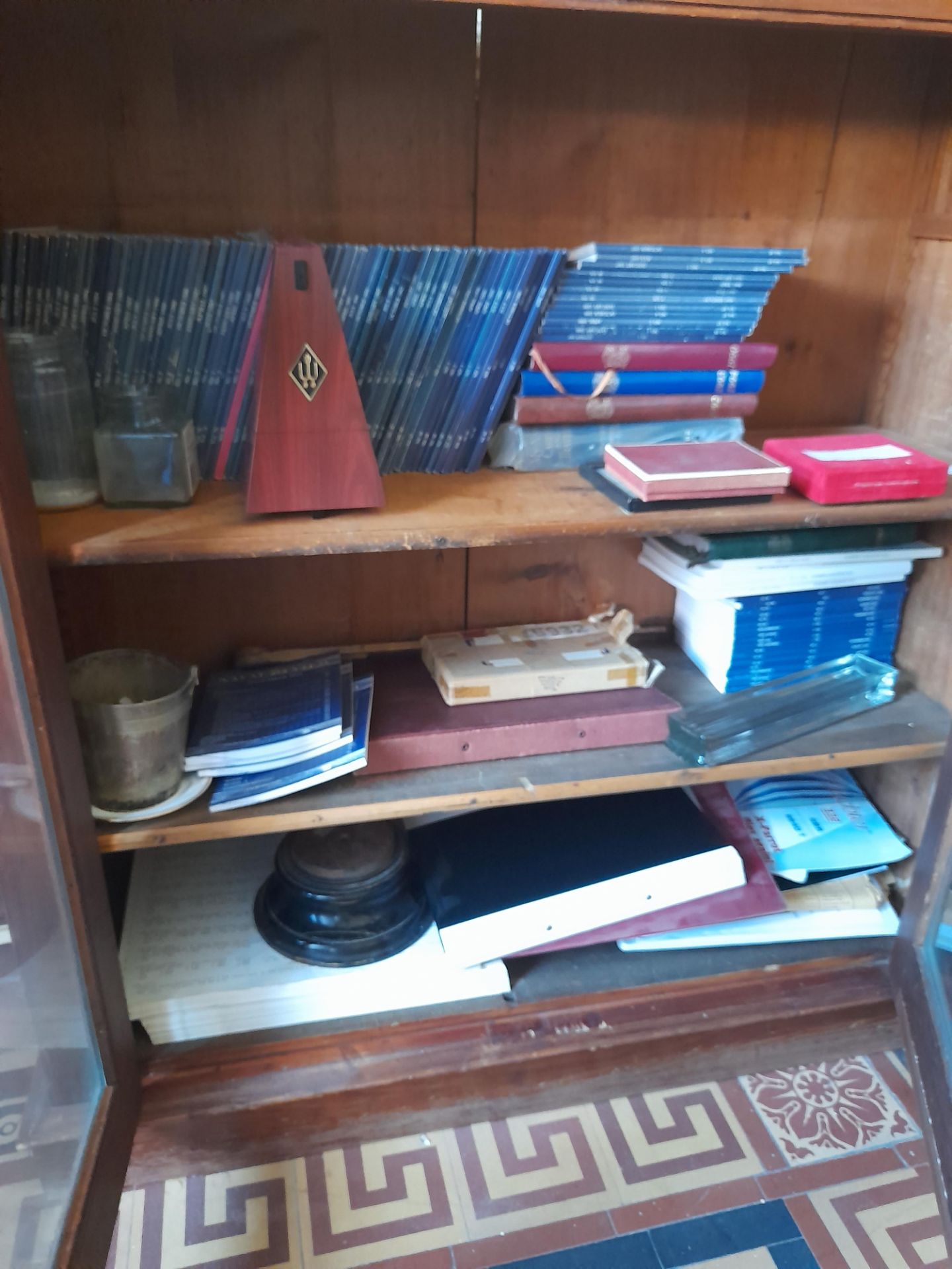 Victorian pine glazed bookcase & contents - Image 2 of 2