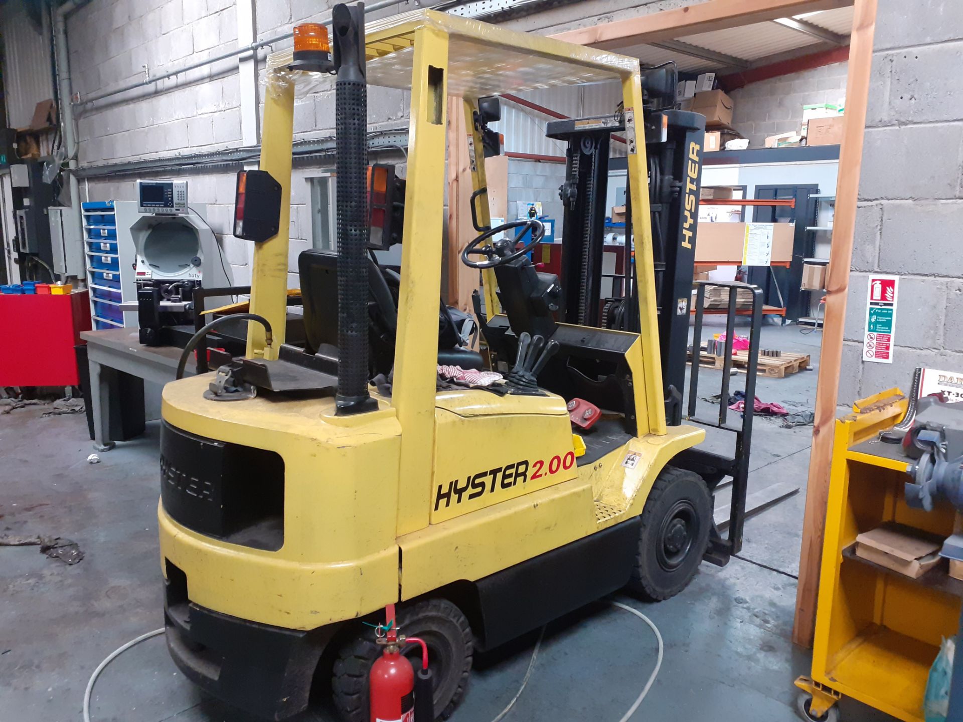 Hyster 2.00 XM 2 Ton LPG Forklift Truck, Serial Number 0001B033788 fitted Triple Stage Mast & Side
