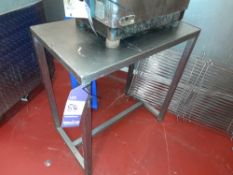 Approx. 650mm x 450mm stainless steel preparation