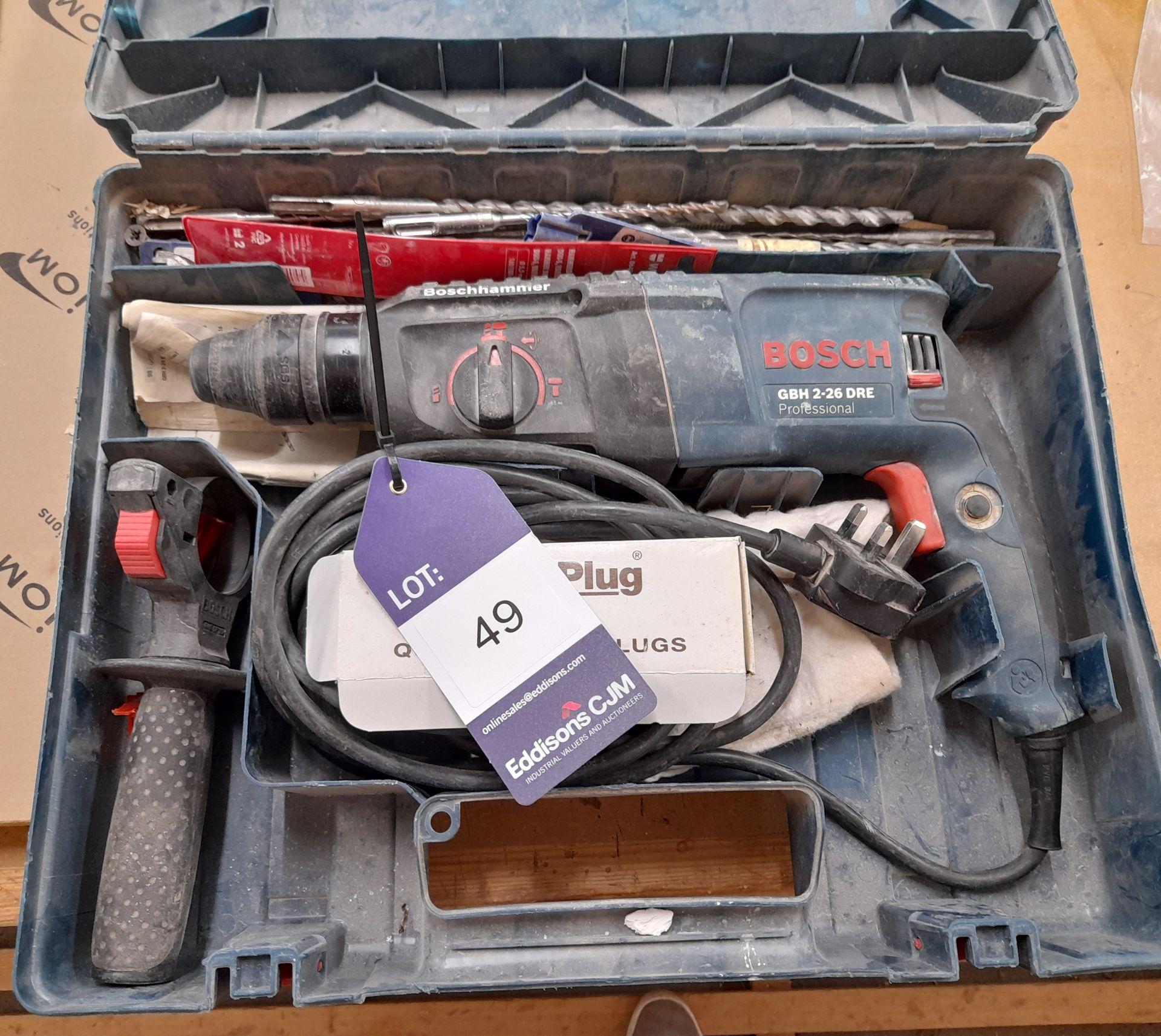 Bosch GBH Professional 2-26 DRE hammer drill, 240V (Located in Axminster, Devon)