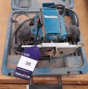 Makita RP0900 240V hand held router with case (Located in Axminster, Devon)