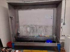 Stainless steel screen cleaning tank (Approx. 2400 x 2350) Please note the purchaser will need to