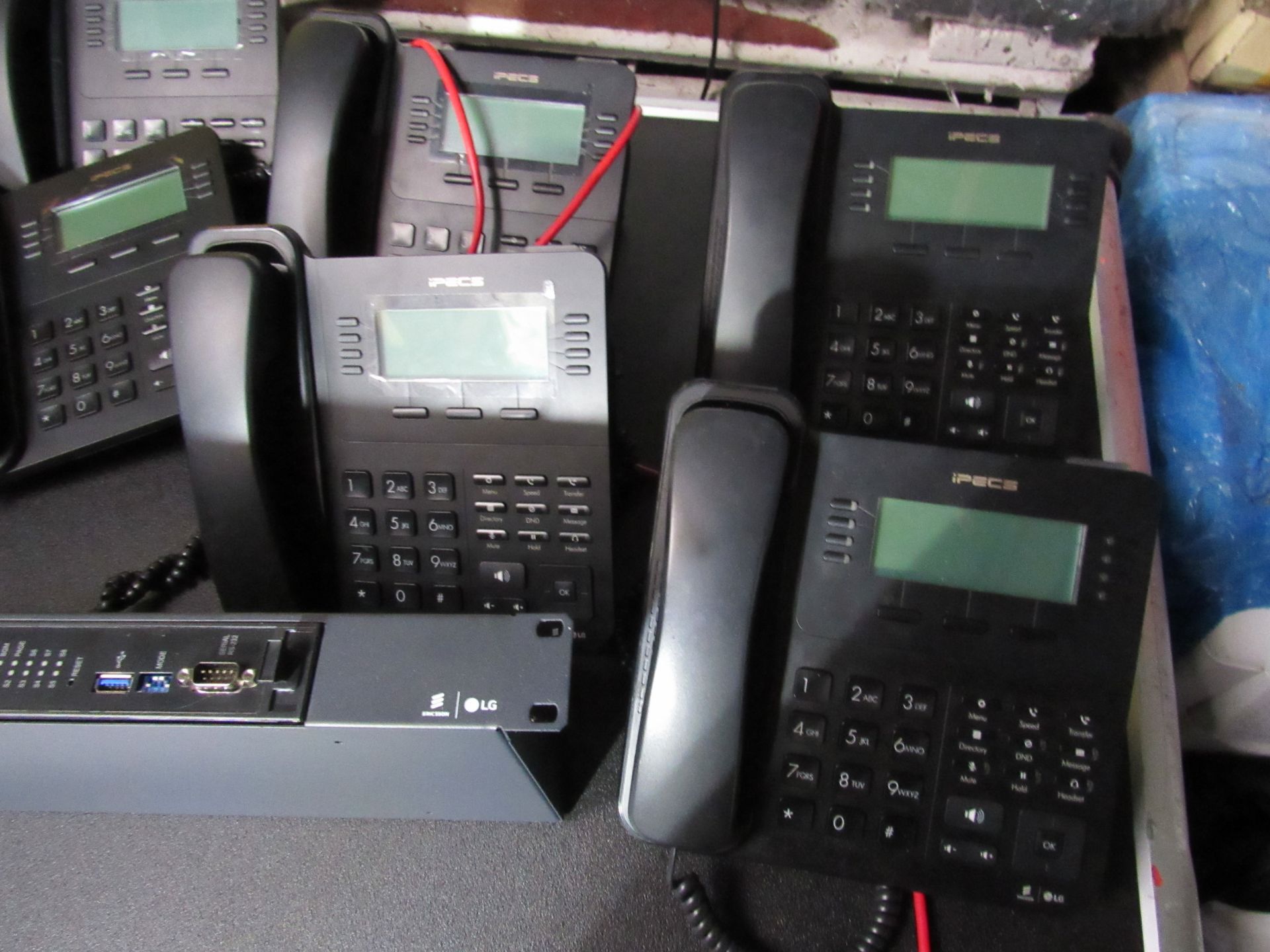 Ericsson LG iPECS Phone system bundle, including 9 LIP-9030 Phones and iPECS 4 line Controller/PBX - Image 7 of 8