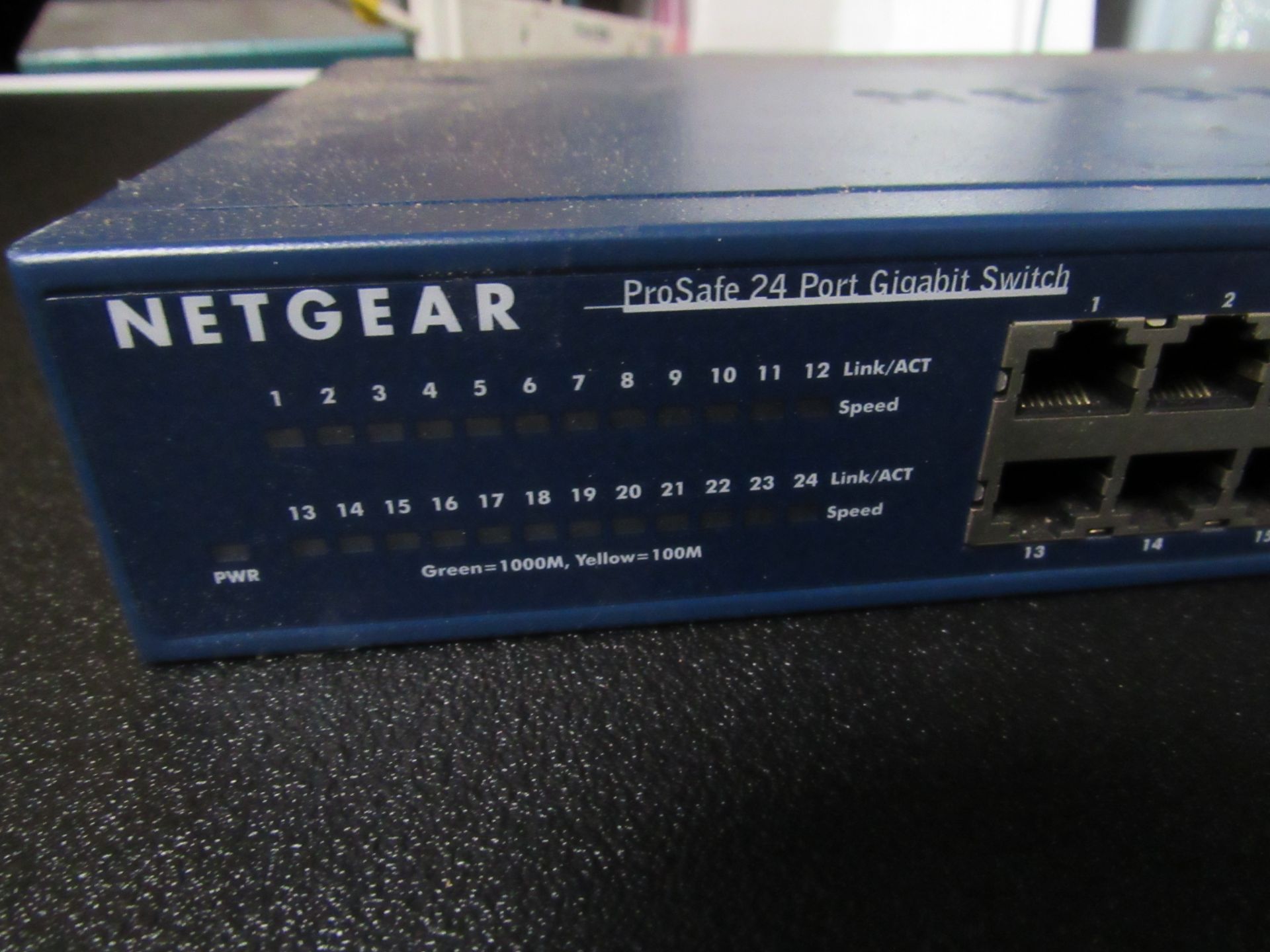 Netgear JGS524 Prosafe 24 Port Gigabit Switch. Located at Bradford, BD9 - Image 3 of 4