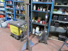 2 Heavy duty axel stands