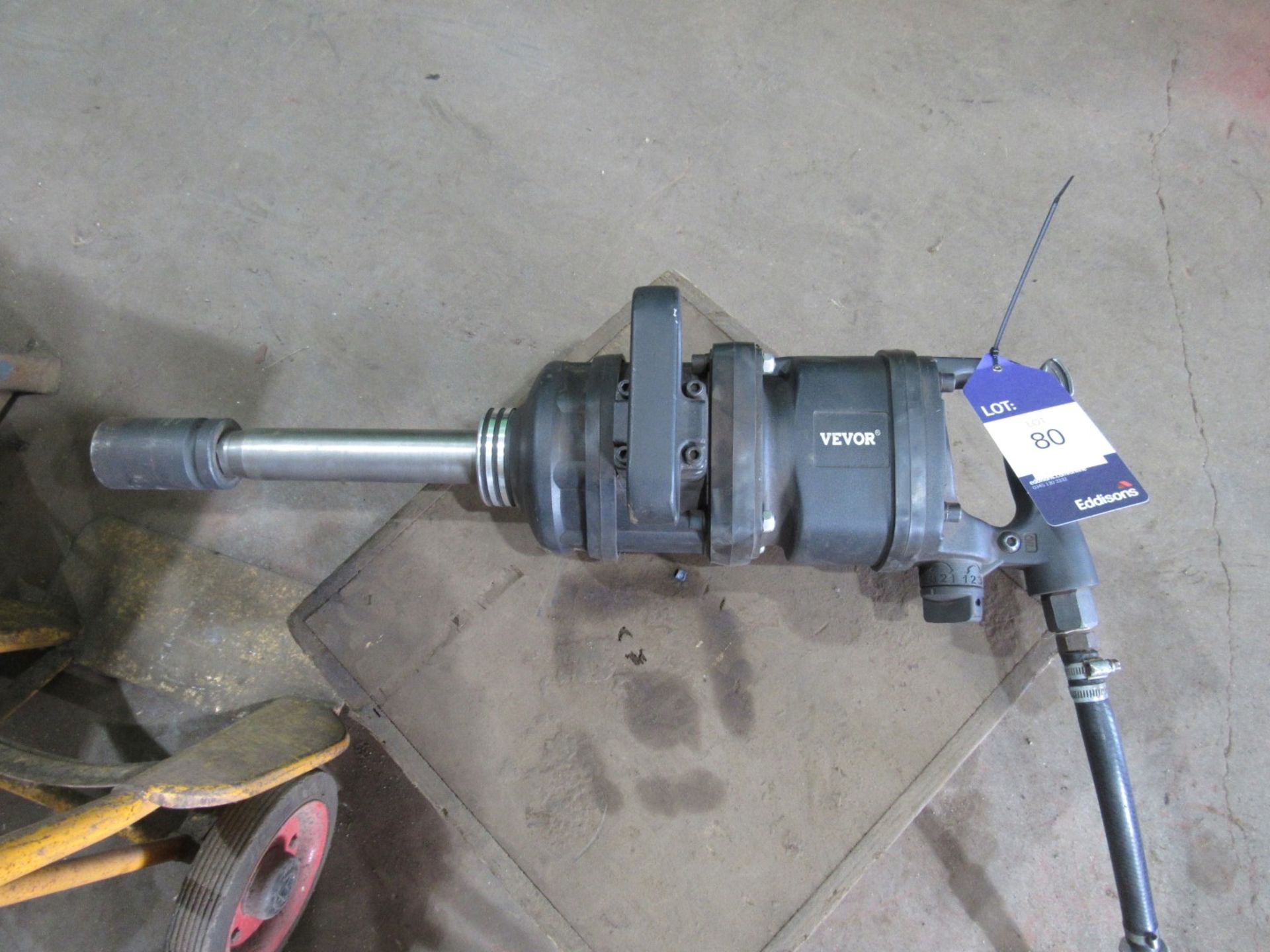 Vevor pneumatic Impact Wrench - Image 2 of 2