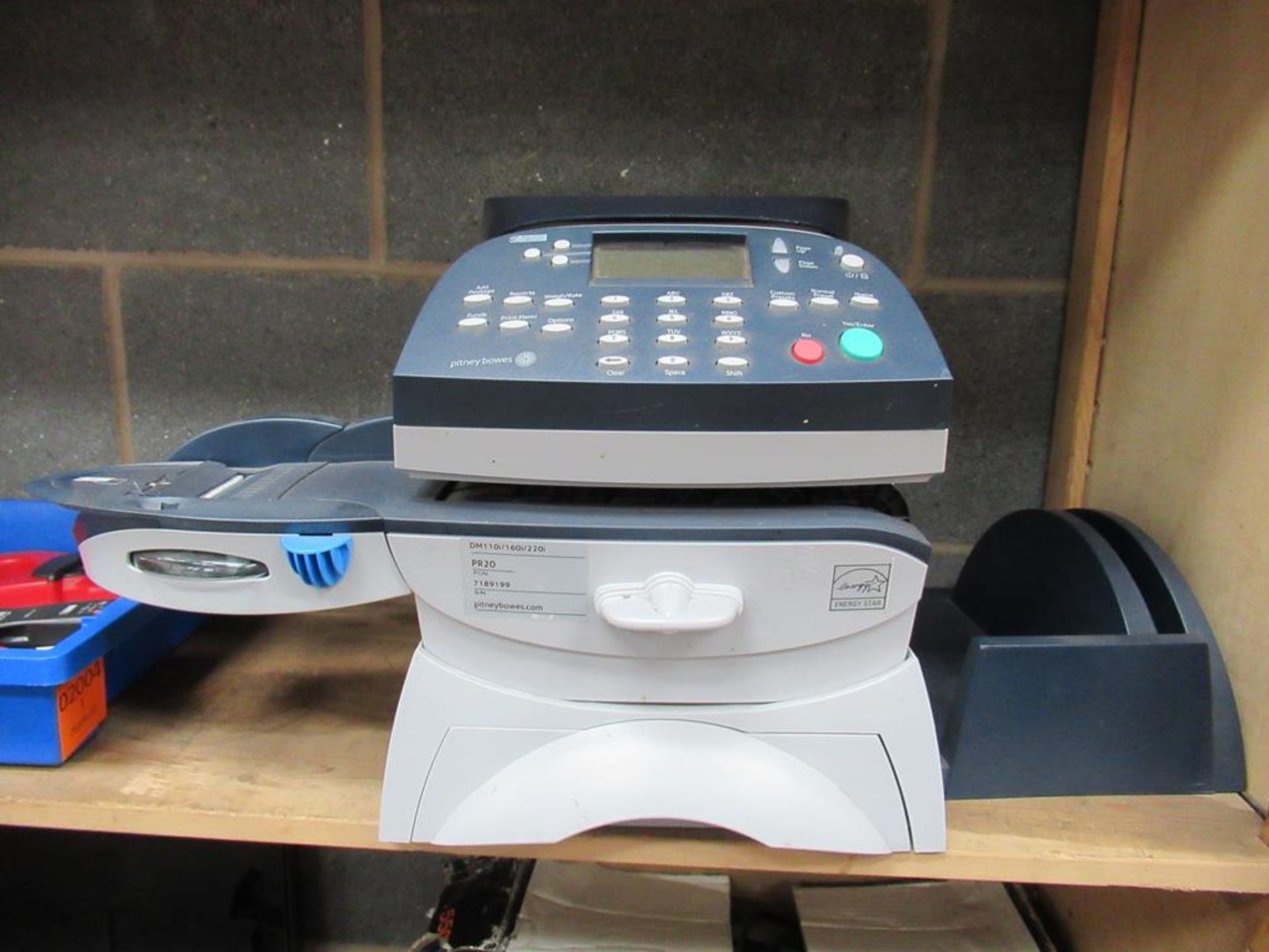 Pitney Bowes PR20 franking machine - no cable